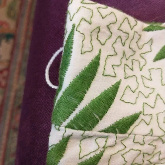 Elie Tahari Embroidered Skirt, Sz 8 - Picture 2 of 5